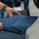 Apple compact sleeve 13 pouce Housse enveloppe bleu marine – Image 6